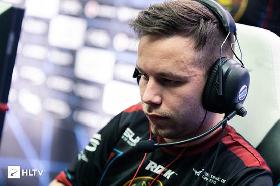 VK Gaming夺得2025年Apex英雄电竞世界杯冠军